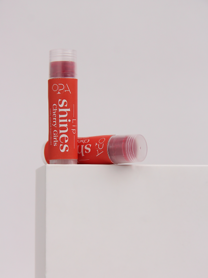Lip shine cherry